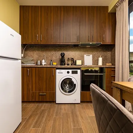 1bd Flat Near The Center Of Апартамент *